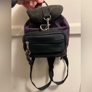 Vintage ‘90’s backpack purse